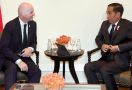 Bertemu Presiden FIFA, Jokowi: Kami Siapkan 10 Stadion untuk Piala Dunia U-20 - JPNN.com