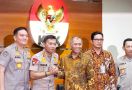 Temui Ketua KPK, Jenderal Idham Azis Kembali Janji Ungkap Kasus Novel Baswedan - JPNN.com