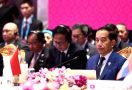 Jokowi Singgung Resesi Ekonomi di Forum KTT ASEAN Plus Three Bangkok - JPNN.com