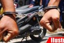 Polisi Baku Tembak dengan 2 Bandit Curanmor, Tersungkur - JPNN.com