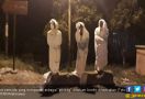 Jadi, yang Punya Ide Menyamar jadi Hantu Pocong Siapa? - JPNN.com