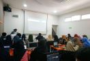Puluhan Pemuda Makassar Dilatih Tingkatkan Kreativitas Bidang TI - JPNN.com