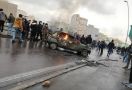731 Bank dan Puluhan SPBU Dibakar Demonstran di Iran - JPNN.com