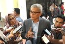 Kang Agun Khawatirkan Golkar Bakal Pecah Lagi Gara-gara Airlangga - JPNN.com