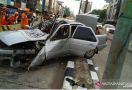Mobil Berbendera Tauhid Alami Kecelakaan Saat Menuju Acara Reuni 212 - JPNN.com