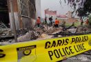 Polisi Selidiki Kebakaran Ruko yang Menewaskan Tiga Orang di Karawang - JPNN.com