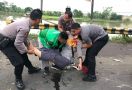 Bruk, Tiga Motor Tabrakan Beruntun saat Kapolres Serang Melintas - JPNN.com