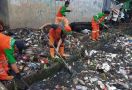 36 Titik Penumpukan Sampah Ditemukan di Jakarta Barat - JPNN.com