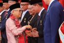 Bupati Klungkung I Nyoman Suwirta Dapat Anugerah Satya Lencana Kebaktian Sosial 2019 - JPNN.com