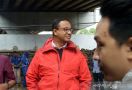 Anies Tunggu Instruksi Pemerintah Pusat soal Status Banjir Jakarta - JPNN.com