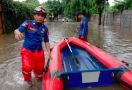 Warga Korban Banjir Cipinang Melayu Diminta Memeriksa Rumah yang Ditinggalkan - JPNN.com
