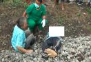 Tawa Ceria Rombongan Petani Ini Berubah jadi Banjir Air Mata - JPNN.com