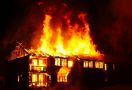 Kebakaran di Sekadau, Satu Keluarga Tewas Terbakar - JPNN.com