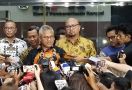 KPK Sita Uang Asing Hasil OTT Wahyu Setiawan - JPNN.com