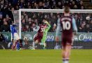 Aston Villa Tahan Leicester City di Leg Pertama Semifinal Piala Liga Inggris - JPNN.com
