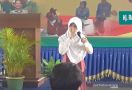 Pelajar SD Sampaikan Isi Hatinya Kepada Bupati Serang Lewat Puisi - JPNN.com