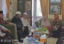 Siti Nur Azizah Bersilaturahmi dengan Ketua MUI Tangsel - JPNN.com