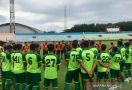 Persebaya Resmi Kontrak Nasir dan Zoubairou Garba Satu Musim - JPNN.com