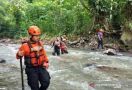 Santri yang Hanyut di Sungai Cisindangbarang Bogor Ditemukan di Tangerang - JPNN.com