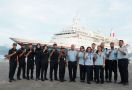 Periksa Kapal MV Boudicca, Kepala Kantor Bea Cukai Ambon Lakukan Ini - JPNN.com