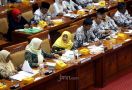 Fahmi PKS Ungkit Janji Jokowi untuk Guru Honorer di Piagam Ki Hajar Dewantara - JPNN.com