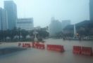 Banjir di Depan Istana Merdeka, Airnya Berwarna Seperti Teh Susu - JPNN.com