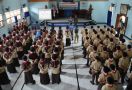 78 Pelajar SMP Albanna Ikut Pelatihan Bela Negara - JPNN.com