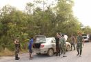 TNI Ringkus 4 Pelaku Penyelundupan Mobil asal Malaysia di Perbatasan - JPNN.com