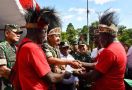 TNI Terima Hibah Lahan Pembangunan Markas Kogabwilhan III di Papua - JPNN.com