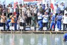Cegah Abrasi, Panglima TNI dan Kapolri Pimpin Gerakan Tanam 20.000 Mangrove - JPNN.com