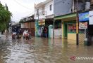 Maaf Warga Jakarta, Akses ke Kemang Tertutup Banjir - JPNN.com