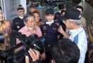 Bea Cukai dan Gubernur Jateng Lepas Ekspor Bus Double Decker ke Bangladesh - JPNN.com