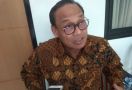 Saat Kegiatan Rektor Menyapa, Profesor Ngadino Surip Apresiasi Kepada Mahasiswa UMB - JPNN.com