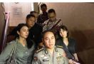 3 Berita Artis Terheboh: Gisel Diperiksa Polisi, Arumi Bachsin Titip Pesan - JPNN.com