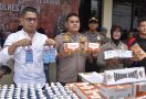 Masker-Hand Sanitizer Ditimbun di Cibinong Bogor, 4 Orang Diamankan - JPNN.com