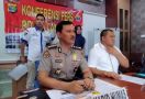 Ibu Rumah Tangga Ditangkap Polisi Gara-gara Corona - JPNN.com