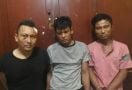Driver Taksi Online Selamat dari Perampokan, Pelakunya Tiga Orang, nih Tampangnya - JPNN.com