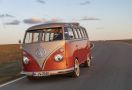 Volkswagen Kenalkan Mobil Listrik Bergaya Klasik, e-Bulli - JPNN.com