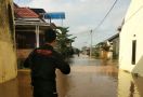Tanggul Sungai Jebol, Puluhan Rumah Kebanjiran, Warga Waswas - JPNN.com