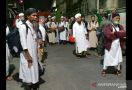 183 Jemaah Masjid Kebon Jeruk Pindah ke RS Darurat Corona - JPNN.com