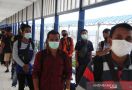 Ribuan TKI dari Malaysia Pulang Lewat Riau, Bagaimana Kesehatannya? - JPNN.com