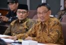 Tunjangan Guru PNS Dipotong Rp 3,3 Triliun, Abdul Fikri Meradang - JPNN.com