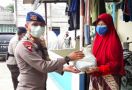 Brimob Polda Metro Jaya Turun Tangan, Buka Dapur Umum di Lokasi Ini - JPNN.com