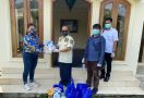Syarief Hasan Bagikan Ribuan Paket Sembako Buat Warga Bogor dan Cianjur - JPNN.com
