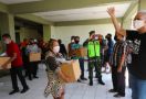 Aksi Pak Ganjar saat May Day Ini Bikin Terharu Para Buruh - JPNN.com