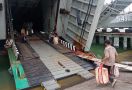 Peduli Dampak Covid-19, Koarmada II Kirim Bantuan 4.000 Paket Sembako ke Madura - JPNN.com