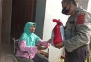 Nenek Aisah Ucapkan Terima Kasih Kepada Pak Jokowi - JPNN.com