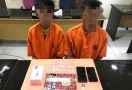 Dua Pemuda tak Berkutik saat Tepergok Berbuat Terlarang - JPNN.com