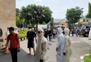 82 Orang Terjaring Razia PSBB Surabaya, 26 Dikirim ke Rumah Sakit Jiwa - JPNN.com