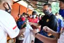 Bamsoet Berikan Paket Sembako Buat Pemulung di Jakarta - JPNN.com